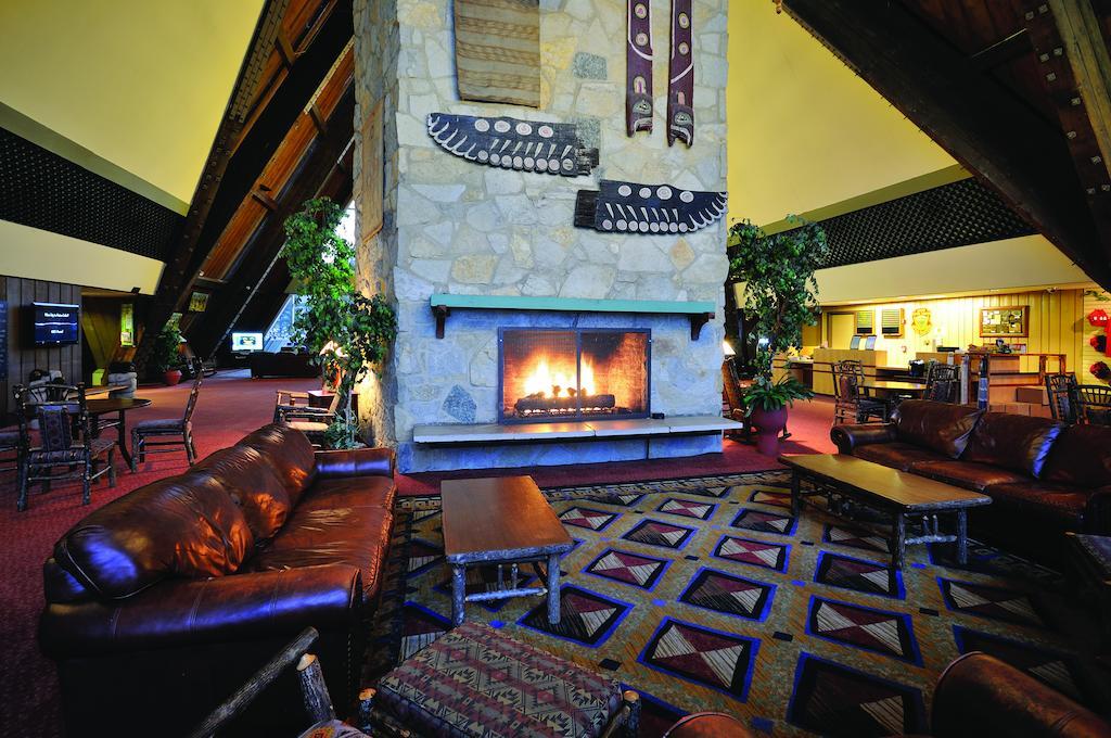 Hueston Woods Lodge And Conference Center College Corner Εξωτερικό φωτογραφία