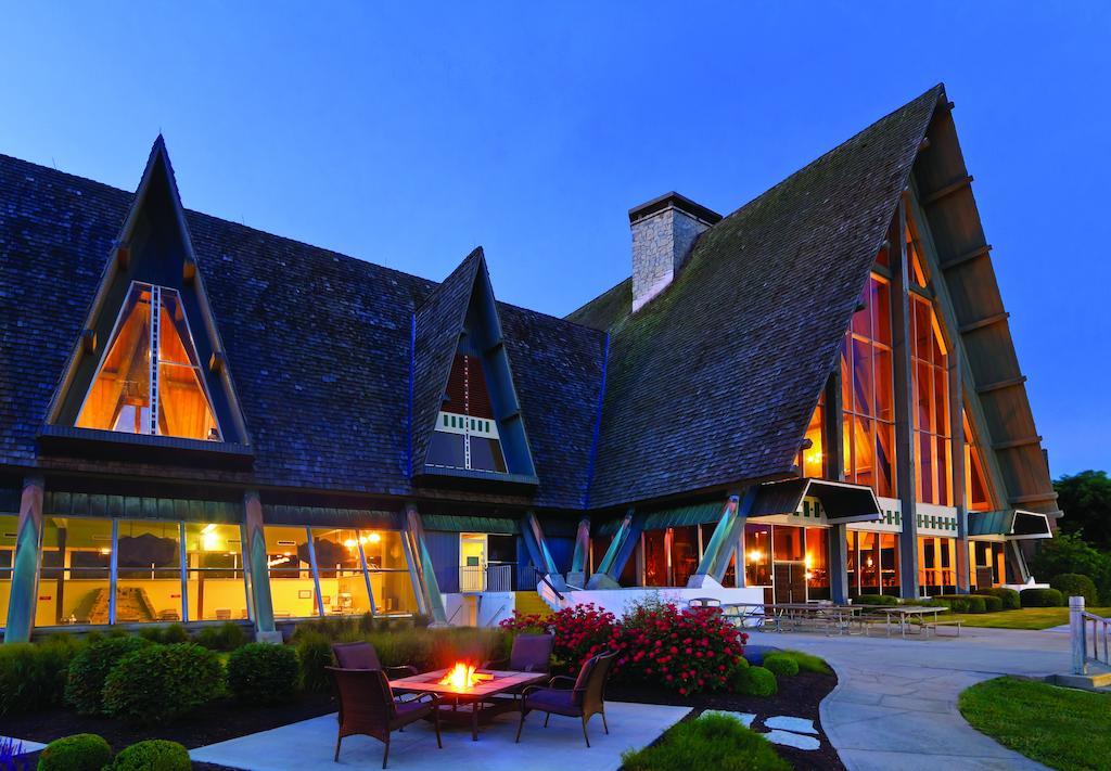 Hueston Woods Lodge And Conference Center College Corner Εξωτερικό φωτογραφία