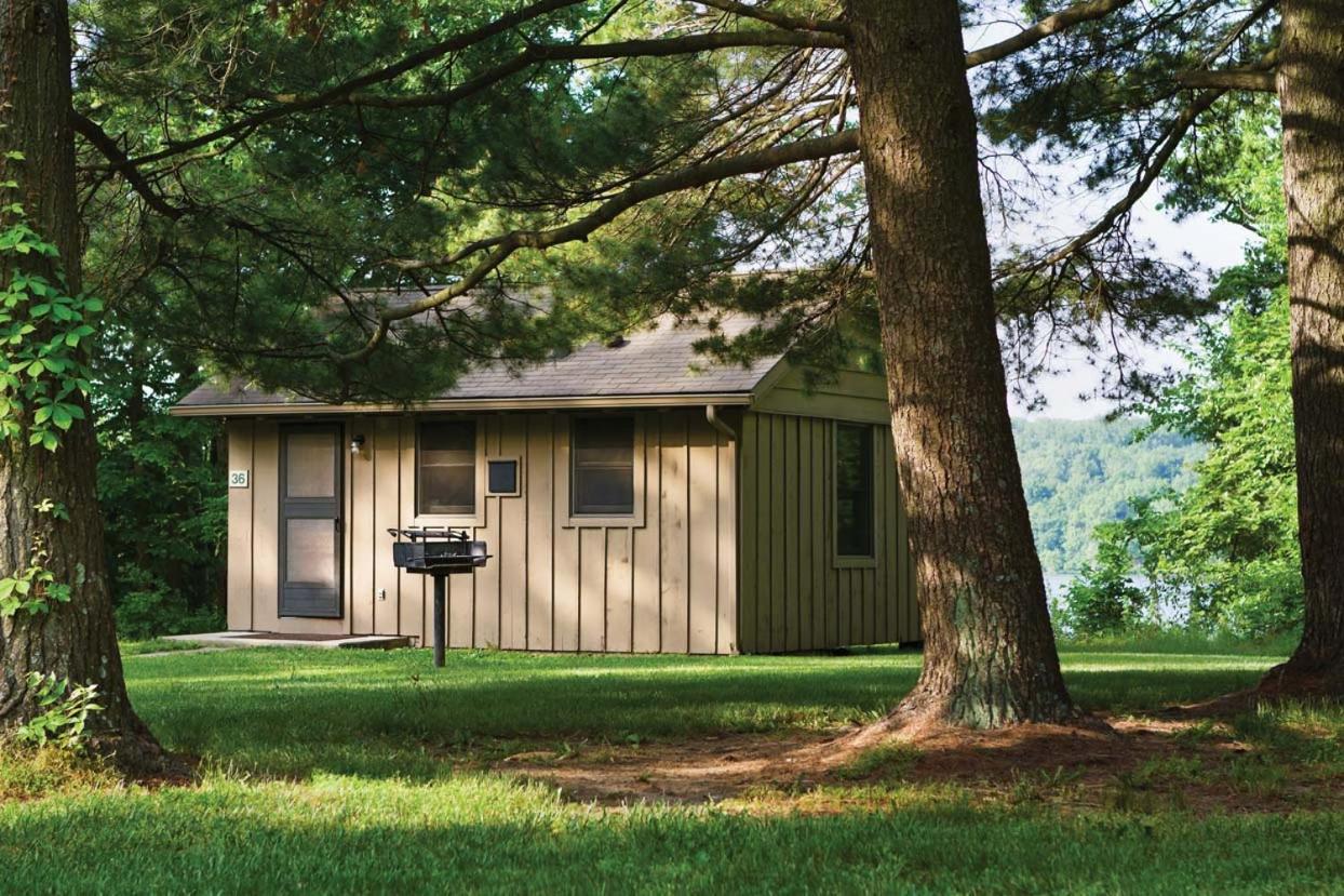 Hueston Woods Lodge And Conference Center College Corner Εξωτερικό φωτογραφία