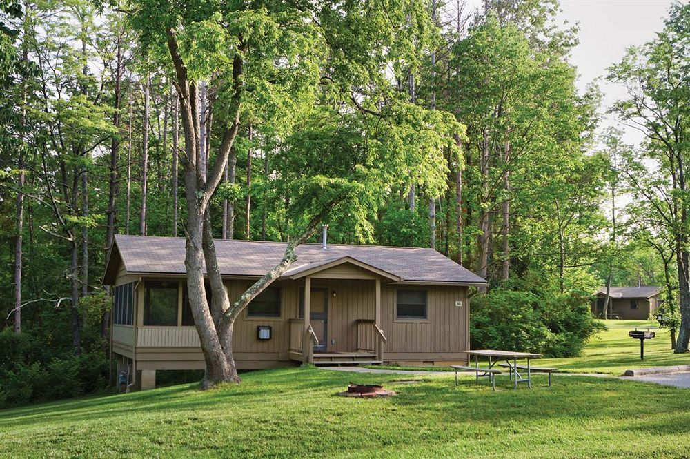 Hueston Woods Lodge And Conference Center College Corner Εξωτερικό φωτογραφία