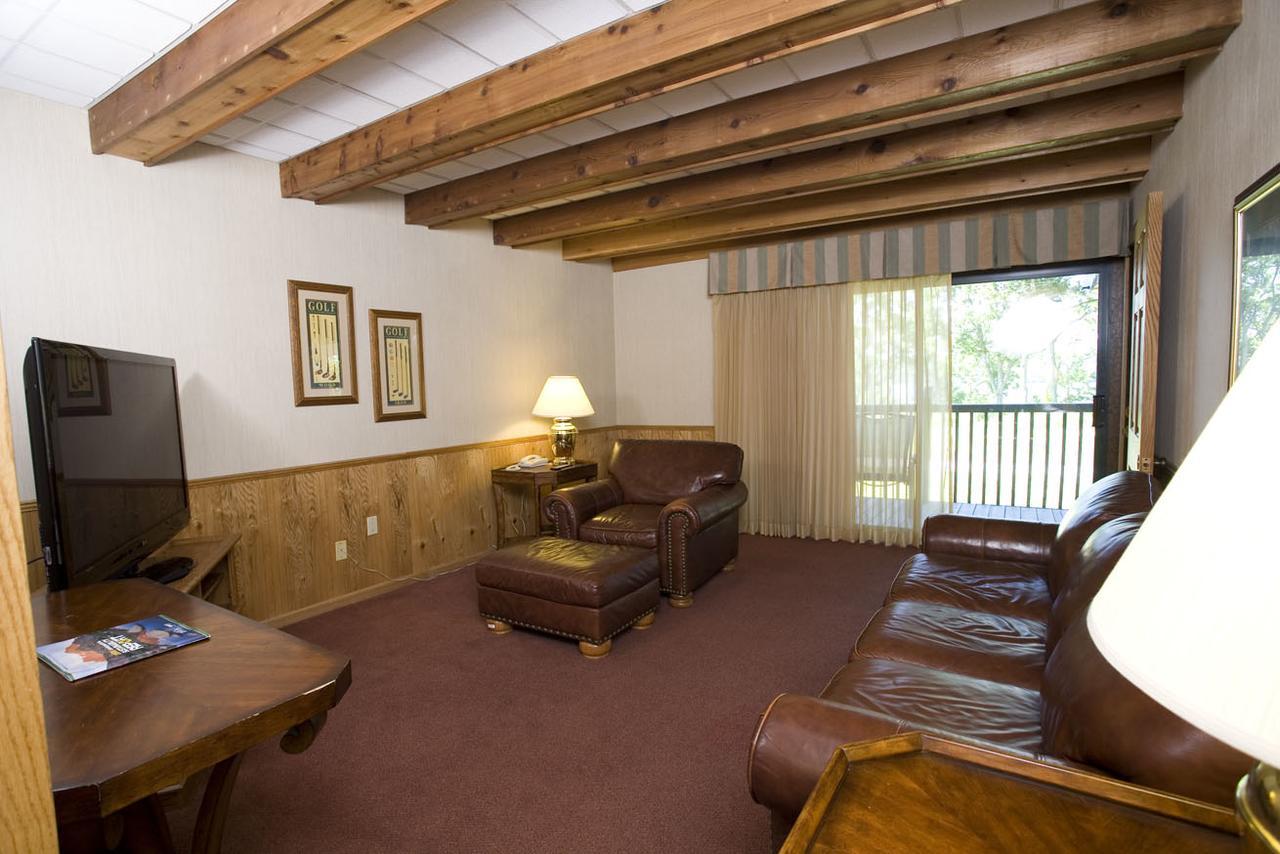 Hueston Woods Lodge And Conference Center College Corner Εξωτερικό φωτογραφία